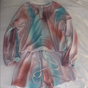 tie dye lounge/pajama set
